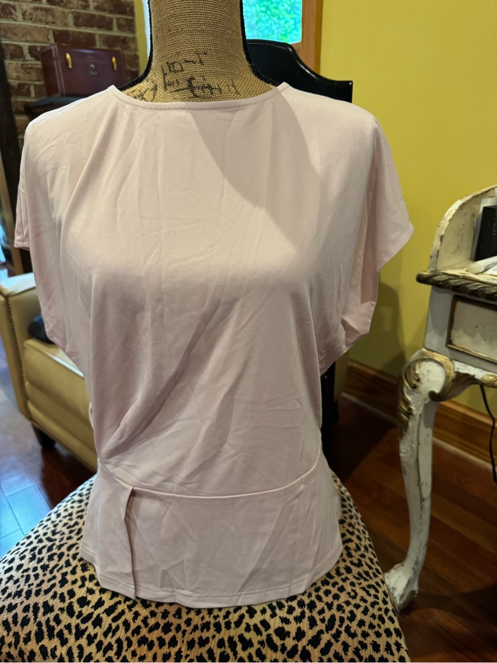 OGL COOLING PONTE RELAXED TUCKED TOP NWT - Picture 6 of 6